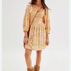 Billabong paradise days Floral Yellow Dress